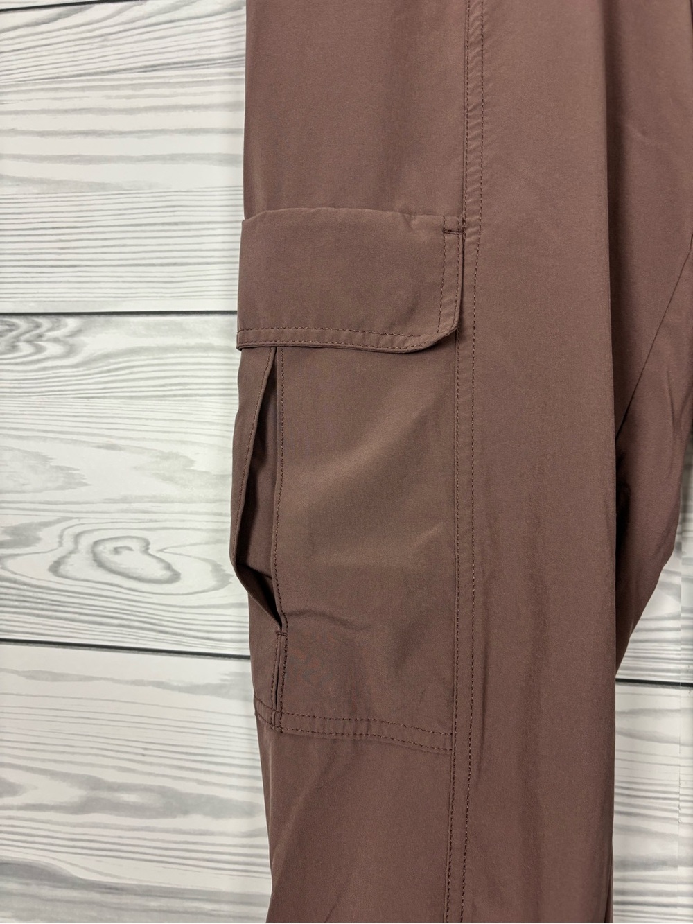 Athleta Chelsea Utility Performance Jogger Brown Size 6 - Picture 4 of 11